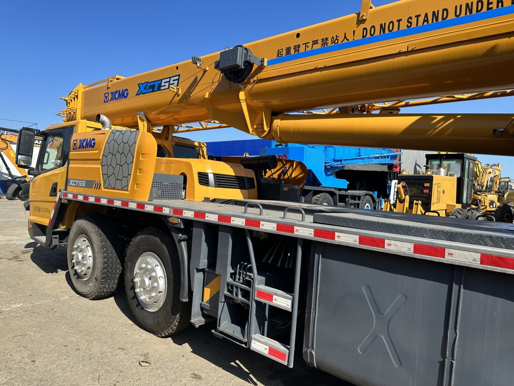 XCMG XCT55 XCT50 QY50KC QY50KA QY50K-II 25 ton 35 ton 40 ton 55 ton 50 ton truck crane - Pokretni kran: slika 5 XCMG XCT55 XCT50 QY50KC QY50KA QY50K-II 25 ton 35 ton 40 ton 55 ton 50 ton truck crane - Pokretni kran: slika 5