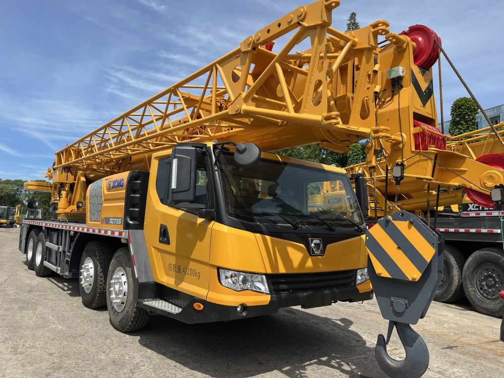 XCMG XCT55 XCT50 QY50KC QY50KA QY50K-II 55 ton 50 ton truck crane - Pokretni kran: slika 1 XCMG XCT55 XCT50 QY50KC QY50KA QY50K-II 55 ton 50 ton truck crane - Pokretni kran: slika 1
