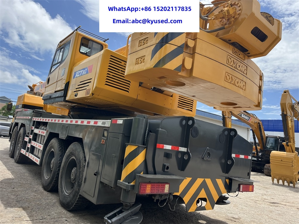 XCMG XCT80 80Tons XCT75 XCT70 XCT50 XCT55 XCT35 XCT25 25T 35T 50T 70T 55T 80TON CRANE - Pokretni kran: slika 5 XCMG XCT80 80Tons XCT75 XCT70 XCT50 XCT55 XCT35 XCT25 25T 35T 50T 70T 55T 80TON CRANE - Pokretni kran: slika 5