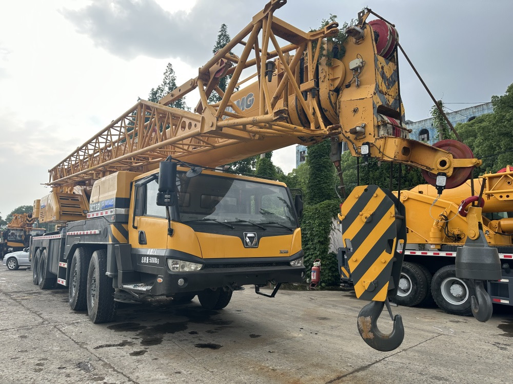 XCMG XCT80 XCT80 QY80K QY75K 80 ton truck crane - Pokretni kran: slika 1 XCMG XCT80 XCT80 QY80K QY75K 80 ton truck crane - Pokretni kran: slika 1