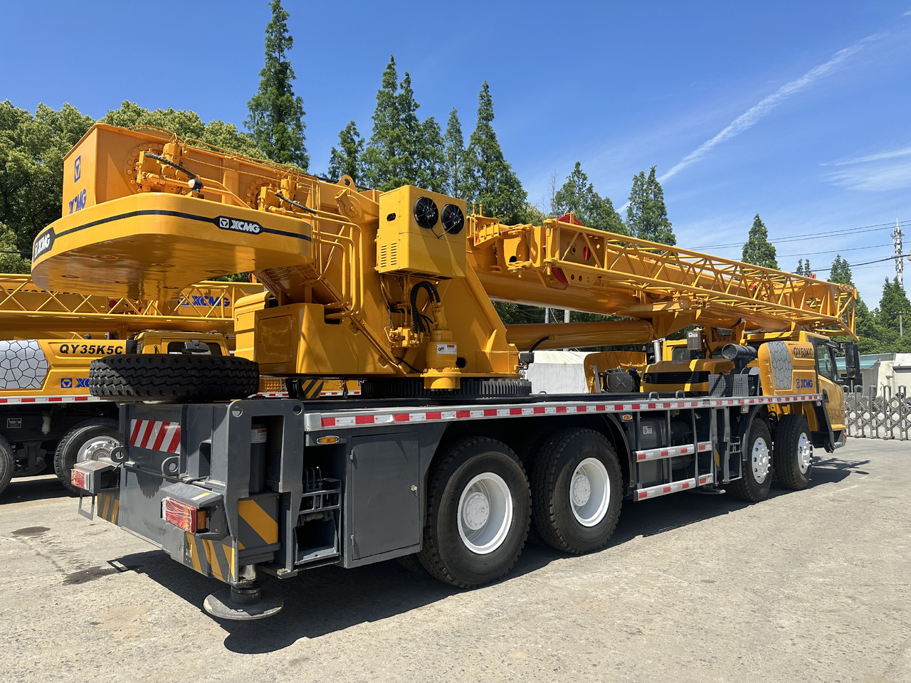 XCMG qy50kc xct55 qy55kc qy25k5c 50ton 55 ton 70 ton 85 ton 90 ton 100 ton 110 ton 130 ton truck crane - Pokretni kran: slika 2 XCMG qy50kc xct55 qy55kc qy25k5c 50ton 55 ton 70 ton 85 ton 90 ton 100 ton 110 ton 130 ton truck crane - Pokretni kran: slika 2