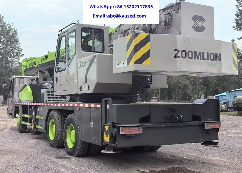 ZOOMLION ZTC300V 30ton - Pokretni kran: slika 4 ZOOMLION ZTC300V 30ton - Pokretni kran: slika 4