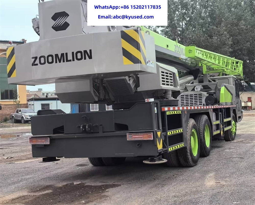 ZOOMLION ZTC300V 30ton - Pokretni kran: slika 3 ZOOMLION ZTC300V 30ton - Pokretni kran: slika 3