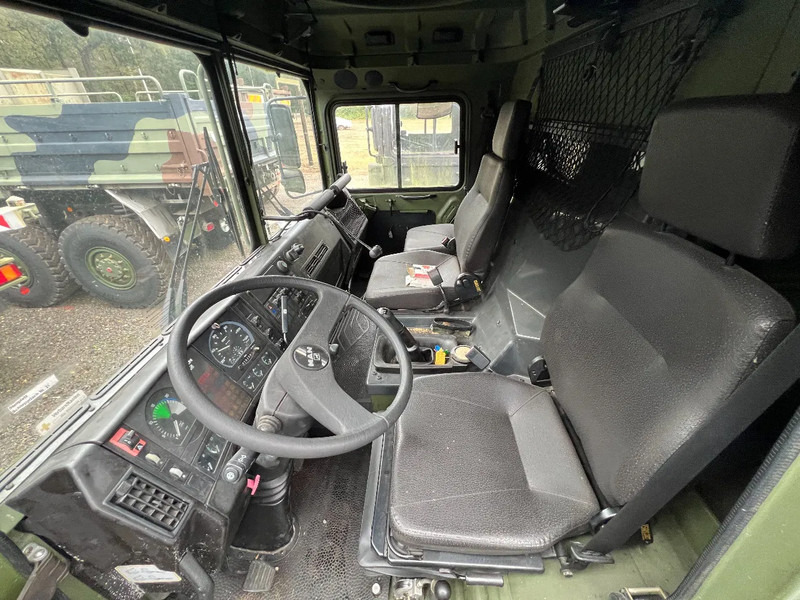 MAN KAT 25.422DFAEG 6X6 CABIN CHASSIS - TWIST LOCKS SYSTEM - Kamion: slika 4 MAN KAT 25.422DFAEG 6X6 CABIN CHASSIS - TWIST LOCKS SYSTEM - Kamion: slika 4