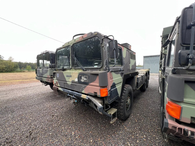 MAN KAT 25.422DFAEG 6X6 CABIN CHASSIS - TWIST LOCKS SYSTEM - Kamion: slika 2 MAN KAT 25.422DFAEG 6X6 CABIN CHASSIS - TWIST LOCKS SYSTEM - Kamion: slika 2