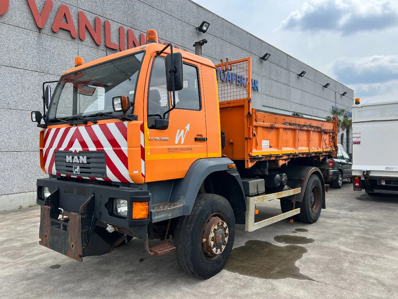 MAN LE 18.280 4x4 - Istovarivač: slika 1 MAN LE 18.280 4x4 - Istovarivač: slika 1