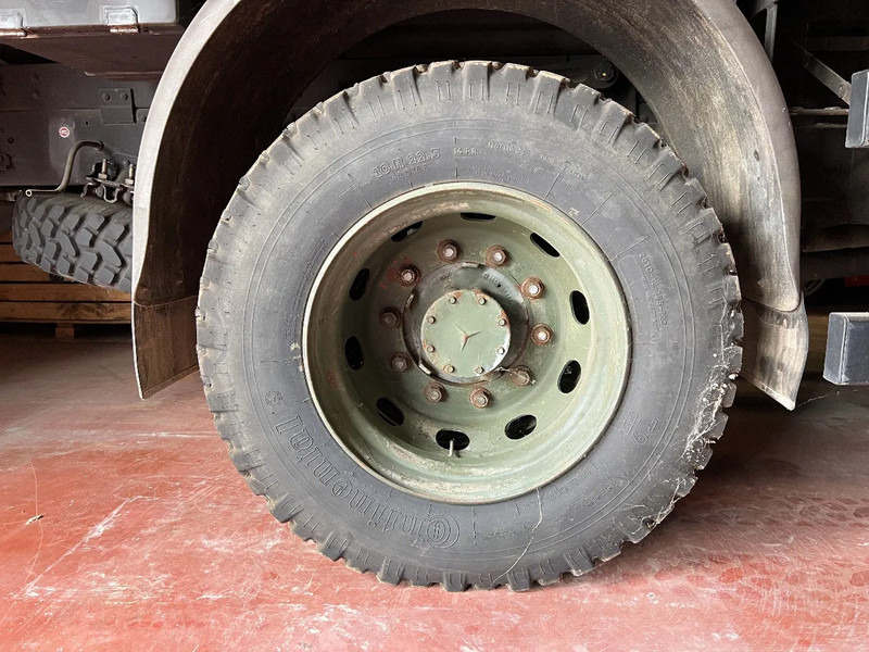 Mercedes-Benz 1017 A/4X4 - Kamion sa zatvorenim sandukom: slika 4 Mercedes-Benz 1017 A/4X4 - Kamion sa zatvorenim sandukom: slika 4