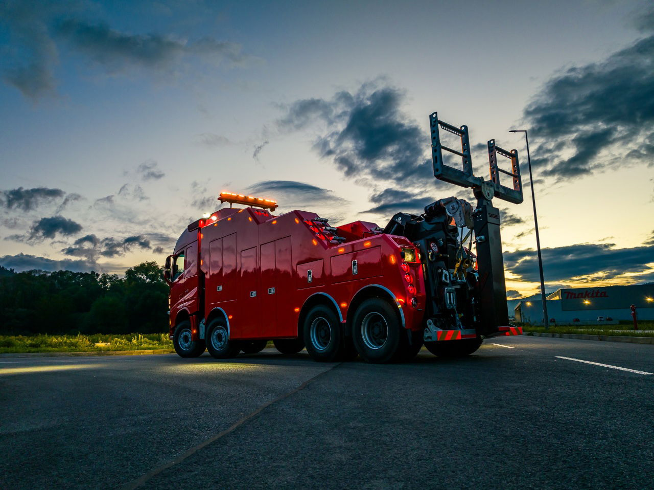 Volvo FH NEW ER4120 5 winches T-REX Volvo FH 540 8x4 WB6,0 White - Šlep vozilo: slika 4 Volvo FH NEW ER4120 5 winches T-REX Volvo FH 540 8x4 WB6,0 White - Šlep vozilo: slika 4