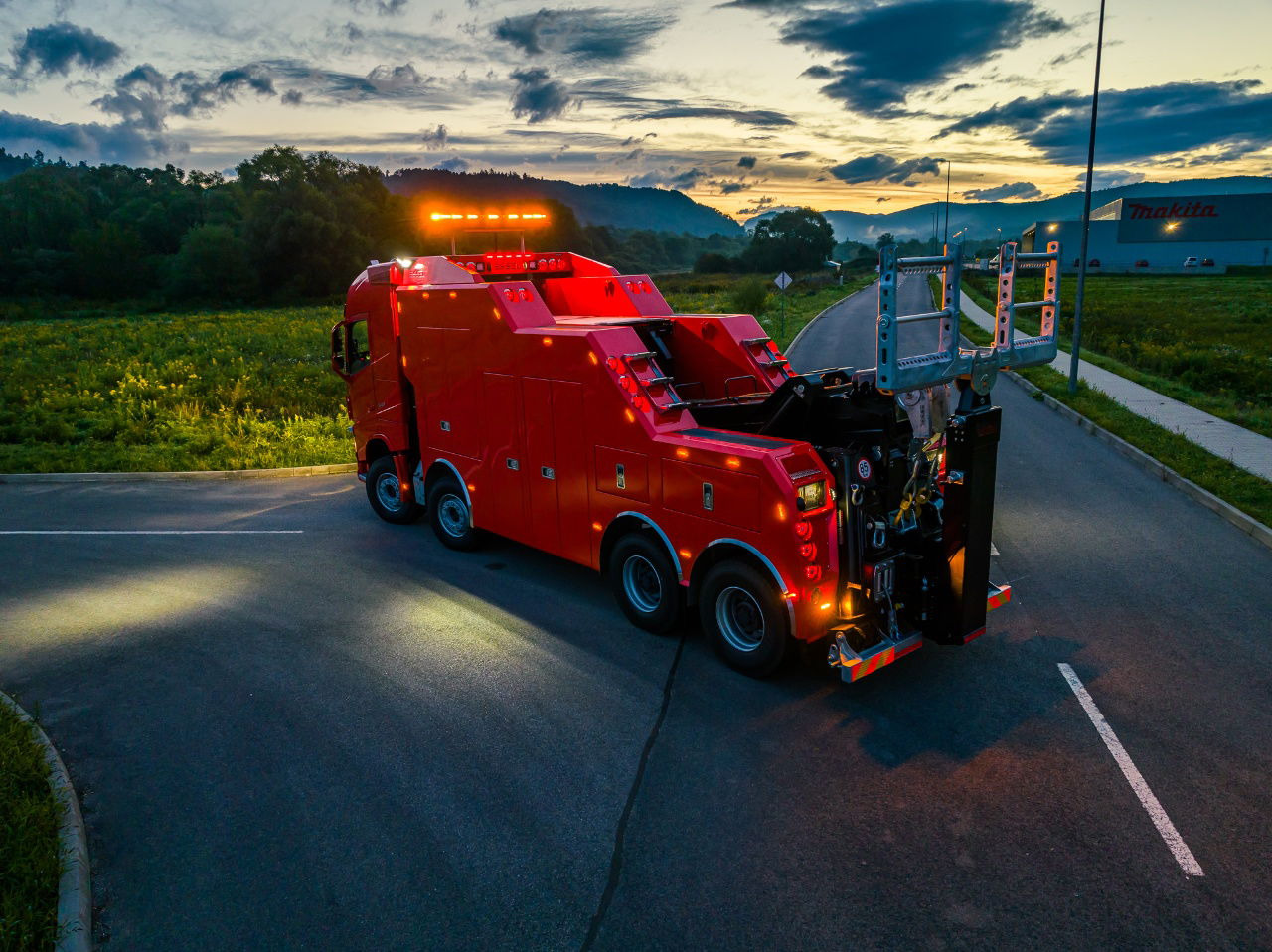 Volvo FH NEW ER4120 5 winches T-REX Volvo FH 540 8x4 WB6,0 White - Šlep vozilo: slika 3 Volvo FH NEW ER4120 5 winches T-REX Volvo FH 540 8x4 WB6,0 White - Šlep vozilo: slika 3