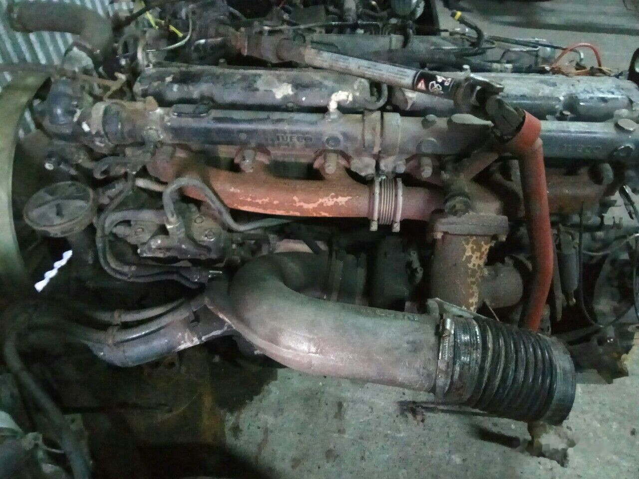 IVECO 8210.42L IVECO Magirus truck - Motor za Kamion: slika 1 IVECO 8210.42L IVECO Magirus truck - Motor za Kamion: slika 1