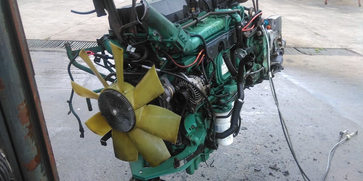 Volvo D9A 260 300 340 Volvo FM - Motor za Kamion: slika 2 Volvo D9A 260 300 340 Volvo FM - Motor za Kamion: slika 2