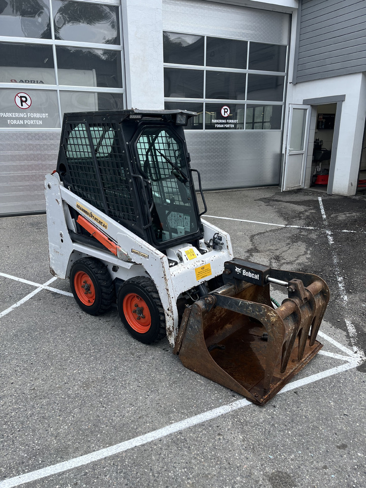 BOBCAT S70 - Kompaktni utovarivač guseničar: slika 1 BOBCAT S70 - Kompaktni utovarivač guseničar: slika 1