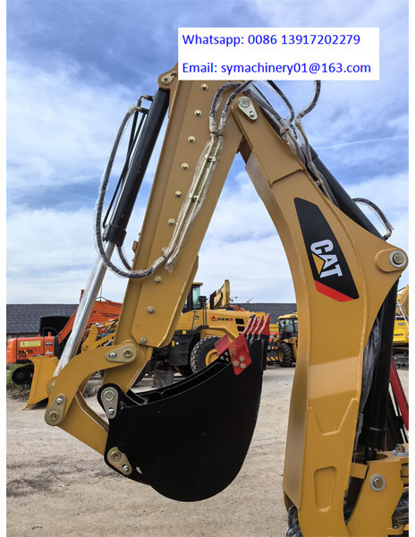 Bager utovarivač novi Caterpillar 420F2: slika 10