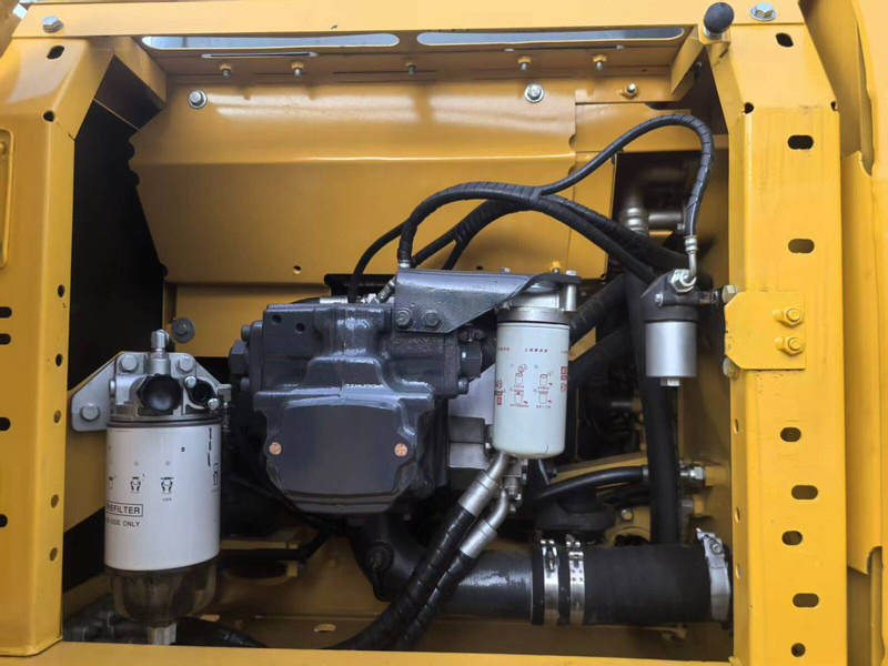 Bager guseničar Komatsu PC240LC-8: slika 11 Bager guseničar Komatsu PC240LC-8: slika 11