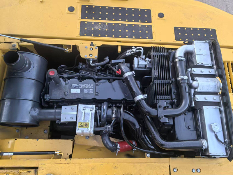 Bager guseničar Komatsu PC240LC-8: slika 16 Bager guseničar Komatsu PC240LC-8: slika 16