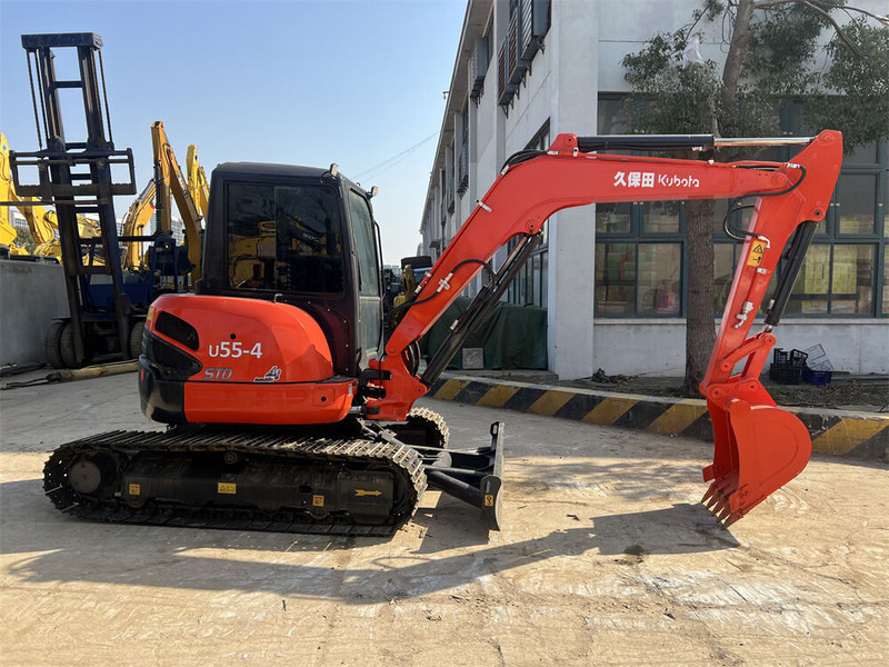 Kubota U55 - Mini bager: slika 1 Kubota U55 - Mini bager: slika 1