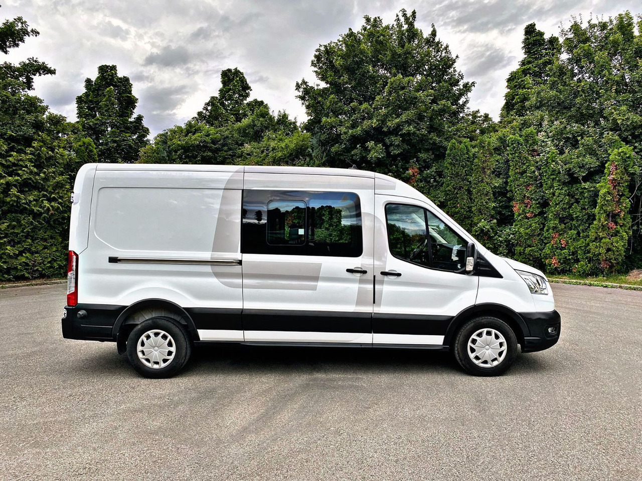 Ford Transit 350 L3H2 Trend|6Sitzer|Kamera|AHK|PDC|19 - Furgon, Dostavno vozilo sa duplom kabinom: slika 2 Ford Transit 350 L3H2 Trend|6Sitzer|Kamera|AHK|PDC|19 - Furgon, Dostavno vozilo sa duplom kabinom: slika 2