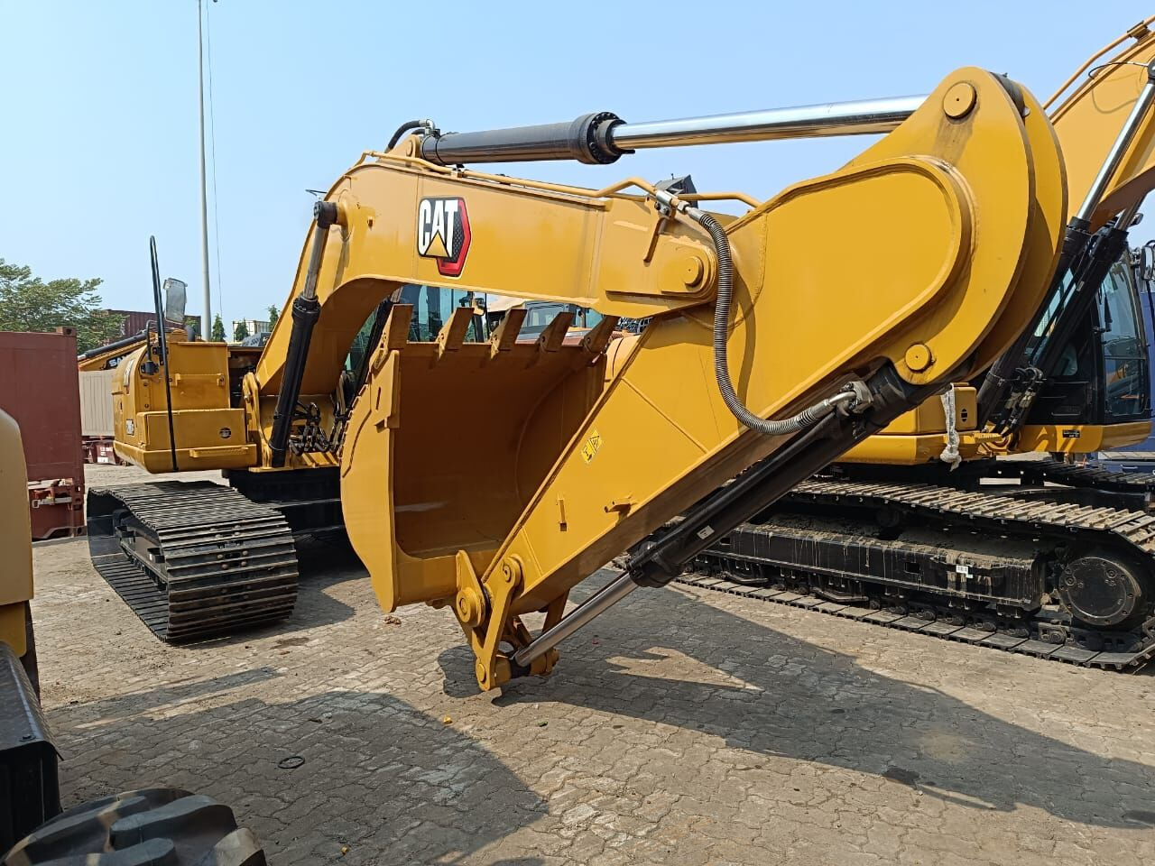 New Caterpillar 320D3GC tracked excavator - Bager guseničar: slika 1 New Caterpillar 320D3GC tracked excavator - Bager guseničar: slika 1