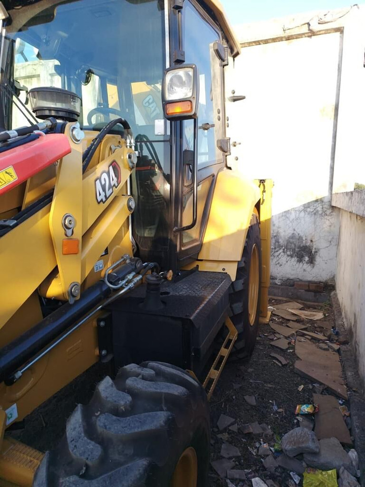 New Caterpillar 424 backhoe loader - Bager utovarivač: slika 3 New Caterpillar 424 backhoe loader - Bager utovarivač: slika 3