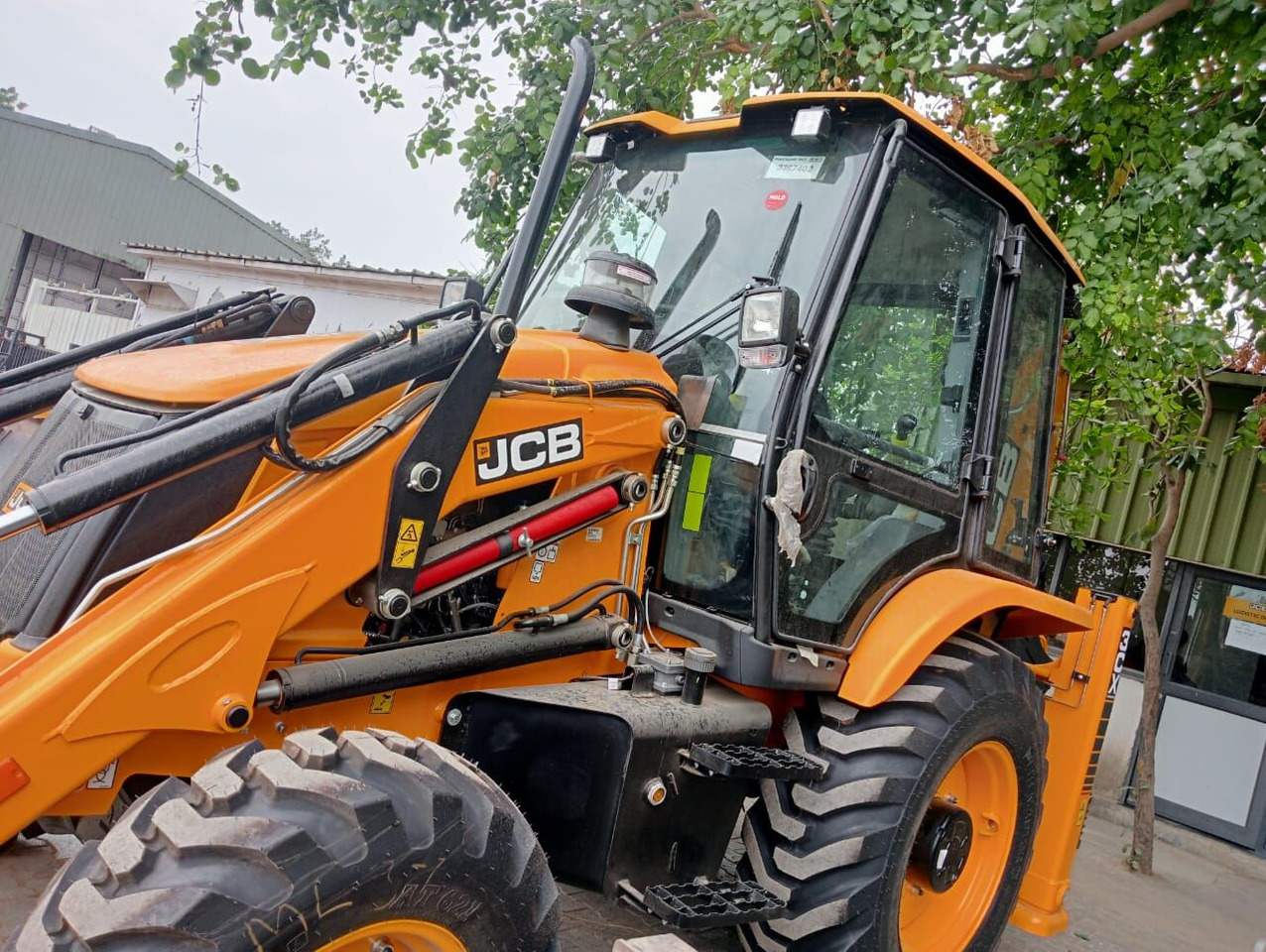 New JCB 3CX backhoe loader - Bager utovarivač: slika 2 New JCB 3CX backhoe loader - Bager utovarivač: slika 2