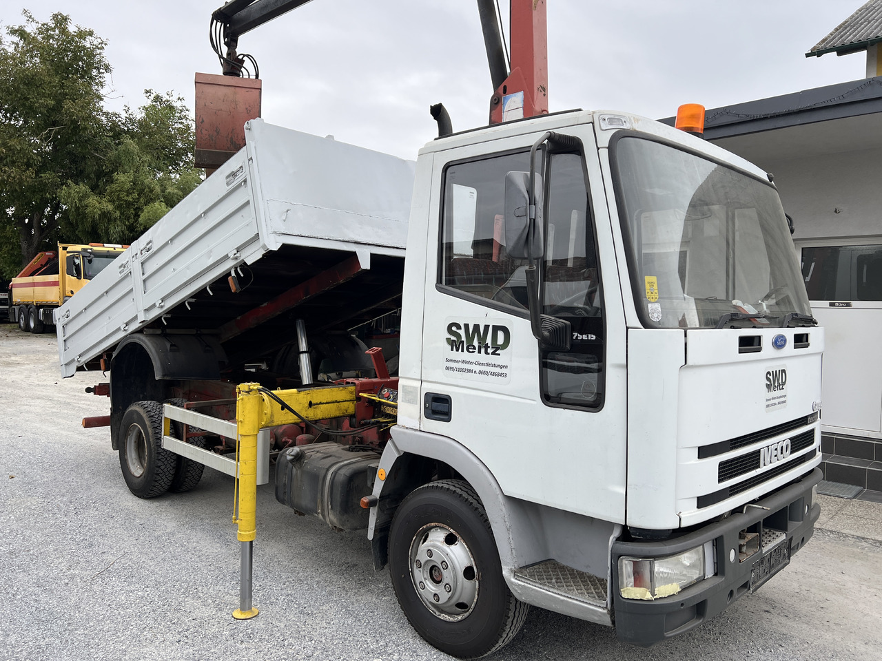 IVECO EUROCARGO 75E15 Kipper mit Kran - Istovarivač, Kamion sa dizalicom: slika 2 IVECO EUROCARGO 75E15 Kipper mit Kran - Istovarivač, Kamion sa dizalicom: slika 2