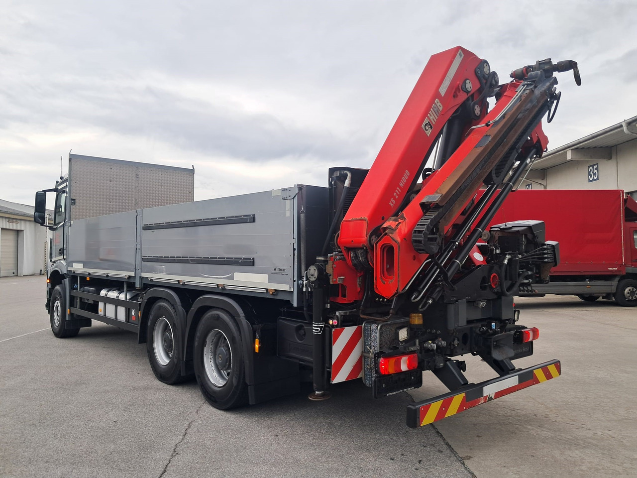MERCEDES-BENZ AROCS 28.51 | 6x4| Retarder |Kran |Klima | Euro 6 - Kamion sa tovarnim sandukom, Kamion sa dizalicom: slika 5 MERCEDES-BENZ AROCS 28.51 | 6x4| Retarder |Kran |Klima | Euro 6 - Kamion sa tovarnim sandukom, Kamion sa dizalicom: slika 5