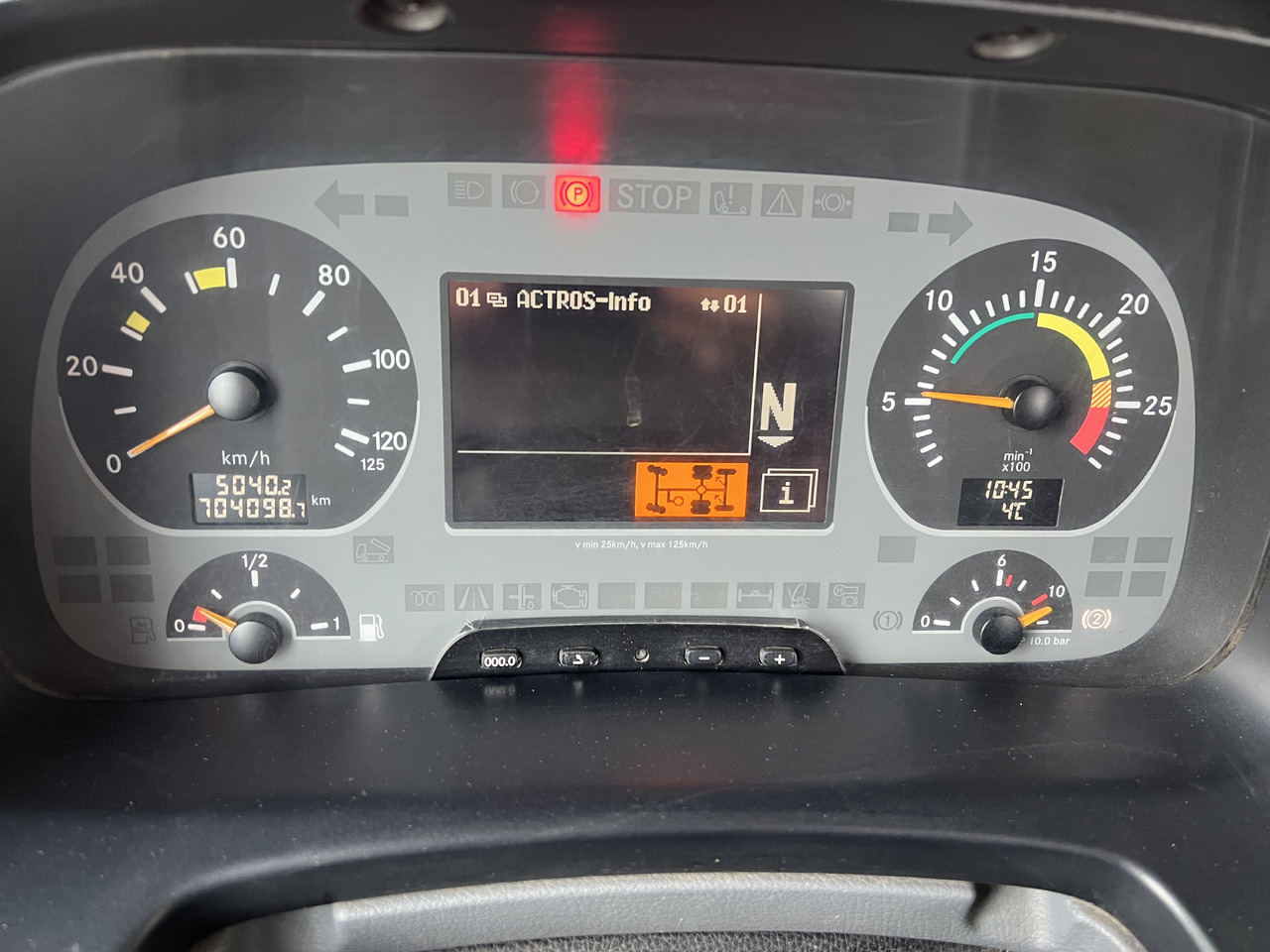 Kamion sa hidrauličnom kukom MERCEDES-BENZ Actros 25 41 | Retarder | Kupplung | Differenzial | Liftachse: slika 13 Kamion sa hidrauličnom kukom MERCEDES-BENZ Actros 25 41 | Retarder | Kupplung | Differenzial | Liftachse: slika 13