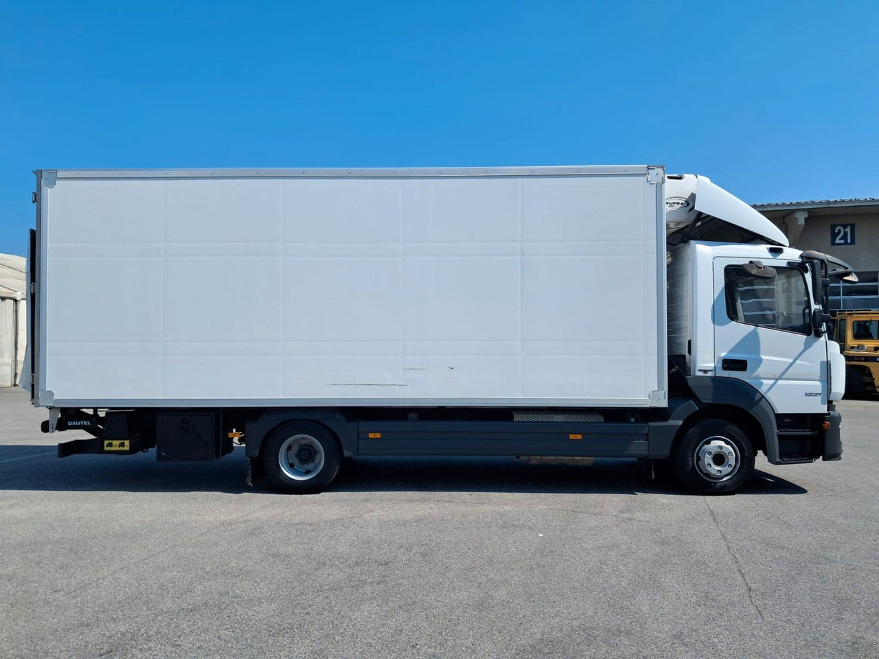 Mercedes-Benz Atego 1221 Kühlkoff LBW | Klima | Tempom | Difff - Hladnjača: slika 3 Mercedes-Benz Atego 1221 Kühlkoff LBW | Klima | Tempom | Difff - Hladnjača: slika 3
