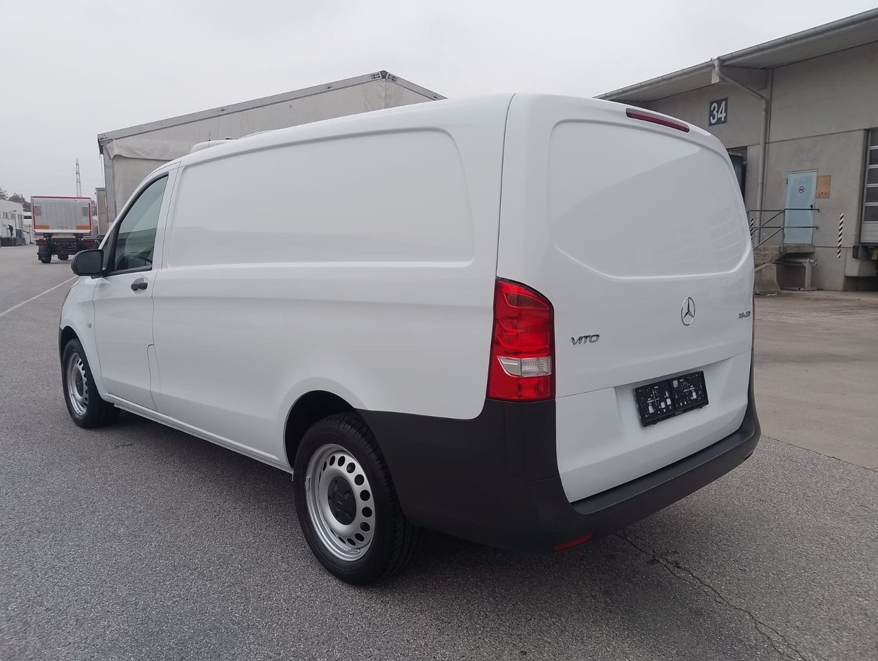 Mercedes-Benz VITO 116 CDI - Furgon: slika 4 Mercedes-Benz VITO 116 CDI - Furgon: slika 4