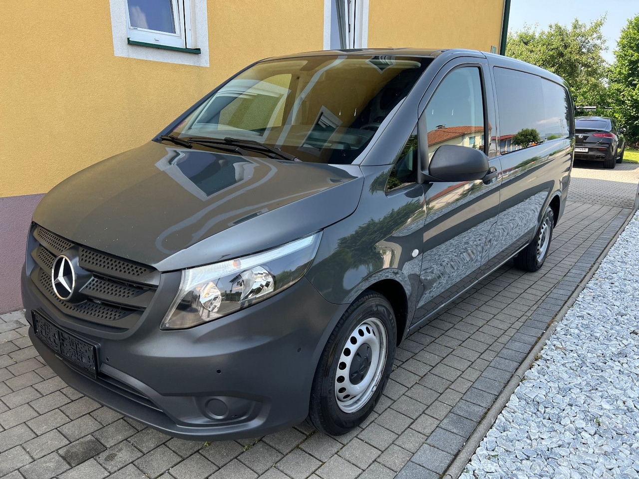 Mercedes-Benz Vito 114 lang | Klima | Schiebetür | Tempomat - Dostavno vozilo sa duplom kabinom: slika 1 Mercedes-Benz Vito 114 lang | Klima | Schiebetür | Tempomat - Dostavno vozilo sa duplom kabinom: slika 1