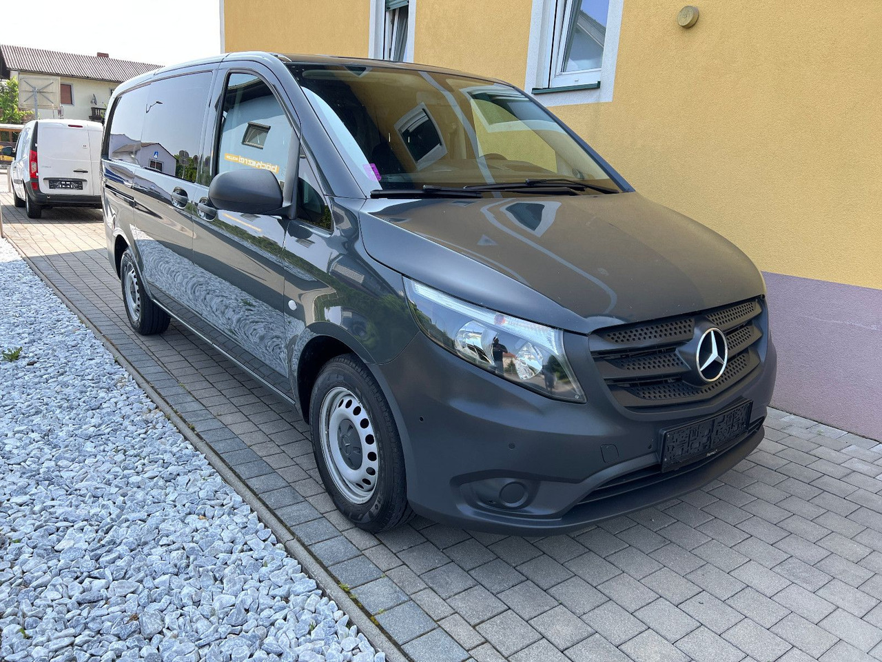Mercedes-Benz Vito 114 lang | Klima | Schiebetür | Tempomat - Dostavno vozilo sa duplom kabinom: slika 2 Mercedes-Benz Vito 114 lang | Klima | Schiebetür | Tempomat - Dostavno vozilo sa duplom kabinom: slika 2