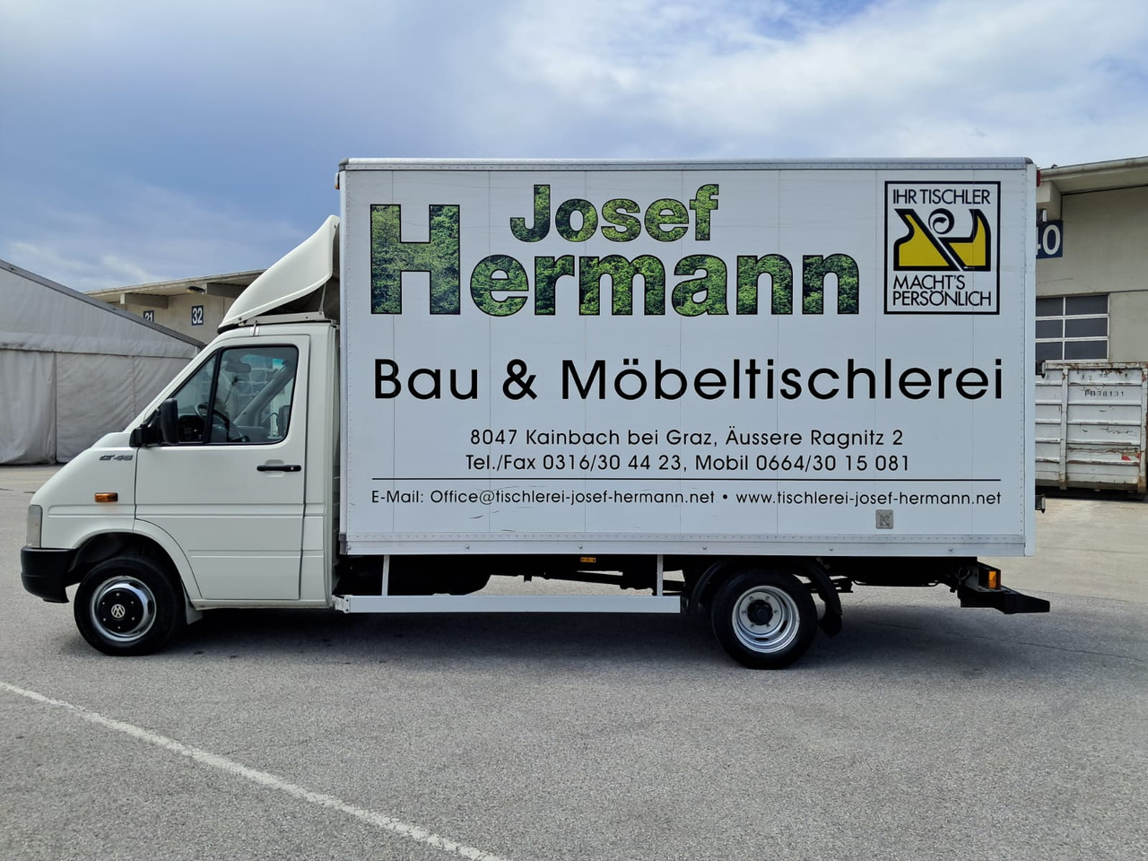 VOLKSWAGEN LT 46-35 2.5 TDI - Dostavno vozilo sa zatvorenim sandukom: slika 4 VOLKSWAGEN LT 46-35 2.5 TDI - Dostavno vozilo sa zatvorenim sandukom: slika 4