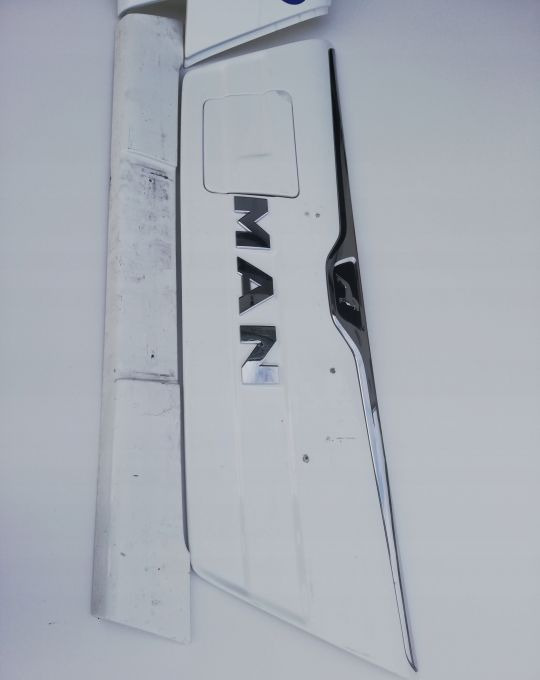 ATRAPA GRILL MASKA MAN NEOPLAN AUTOBUS - Hauba za Autobus: slika 3 ATRAPA GRILL MASKA MAN NEOPLAN AUTOBUS - Hauba za Autobus: slika 3