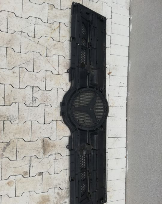 ATRAPA GRILL MERCEDES ACTROS MP4 ORYGINAŁ - Rešetka za Kamion: slika 4 ATRAPA GRILL MERCEDES ACTROS MP4 ORYGINAŁ - Rešetka za Kamion: slika 4