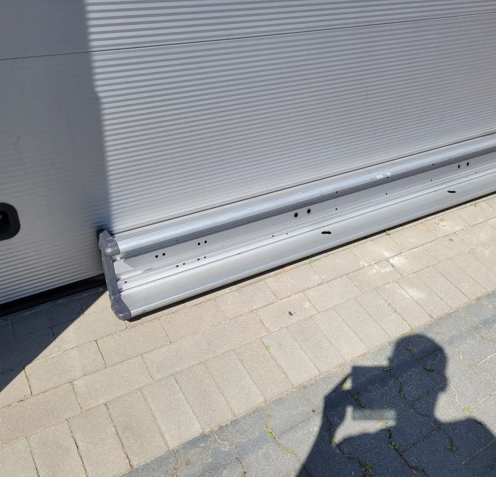 BELKA ZDERZAK SCANIA 2266598 ORYGINAŁ CHWALIM116 - Branik za Kamion: slika 2 BELKA ZDERZAK SCANIA 2266598 ORYGINAŁ CHWALIM116 - Branik za Kamion: slika 2