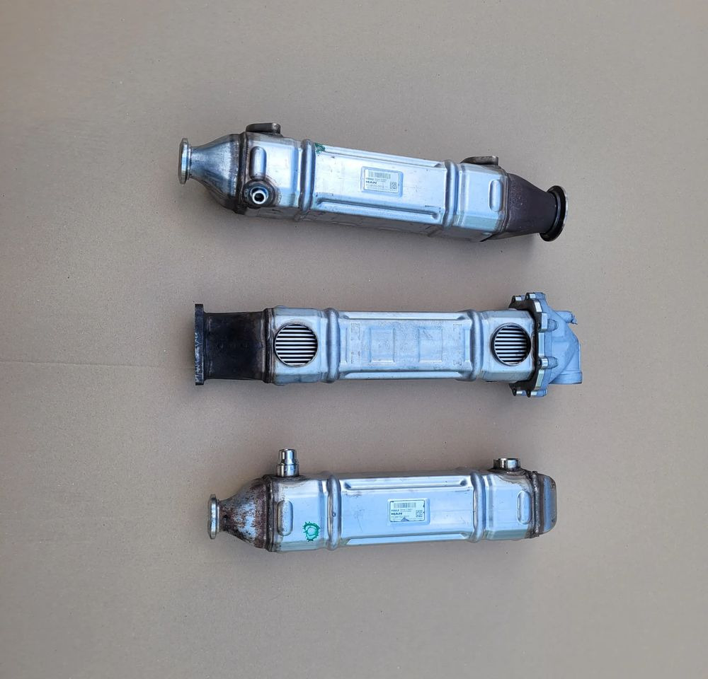 CHŁODNICA EGR MAN TGX TGS TGM ORYGINAŁ 51.08152-5013 , 51.08152-5011 CHWALIM116 - EGR hladnjak za Kamion: slika 1 CHŁODNICA EGR MAN TGX TGS TGM ORYGINAŁ 51.08152-5013 , 51.08152-5011 CHWALIM116 - EGR hladnjak za Kamion: slika 1