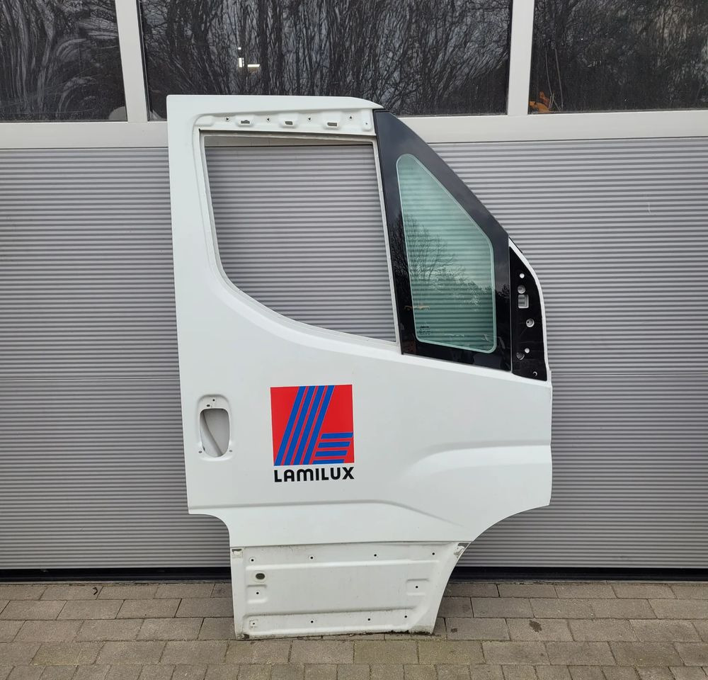 DRZWI IVECO DALI NM RH LUB LH ORYGINAŁ CHWALIM116 - Vrata i delovi za Dostavno vozilo: slika 1 DRZWI IVECO DALI NM RH LUB LH ORYGINAŁ CHWALIM116 - Vrata i delovi za Dostavno vozilo: slika 1