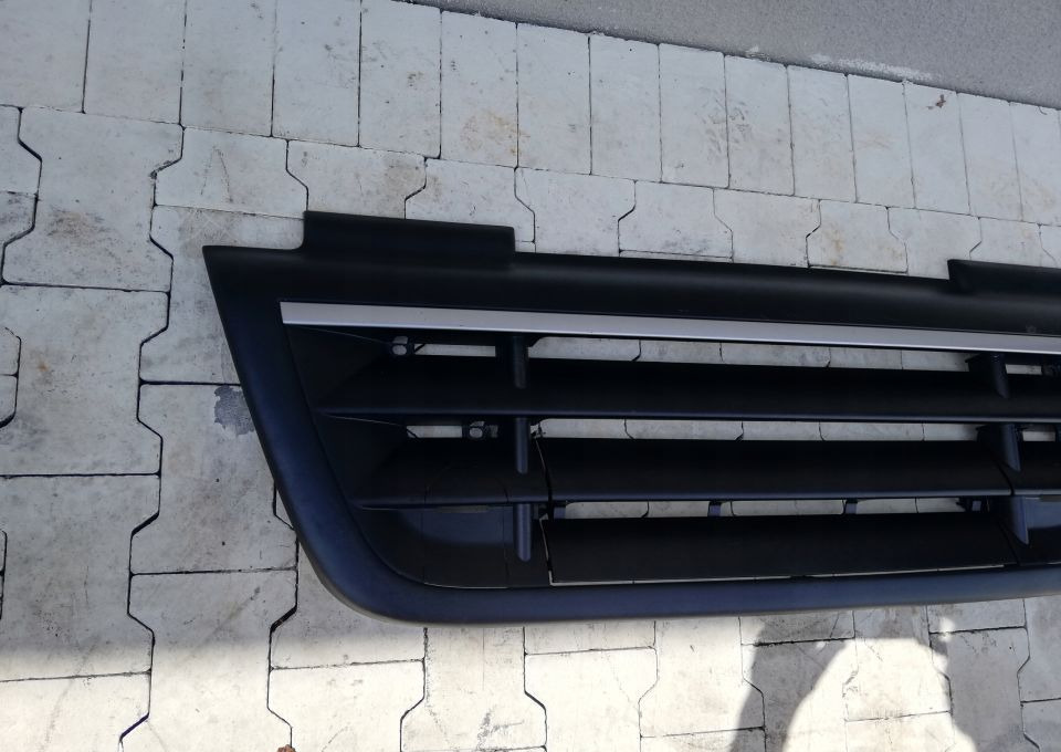 GRILL ATRAPA DAF CF NOWY ORYGINAŁ 1784453 - Hauba: slika 2 GRILL ATRAPA DAF CF NOWY ORYGINAŁ 1784453 - Hauba: slika 2