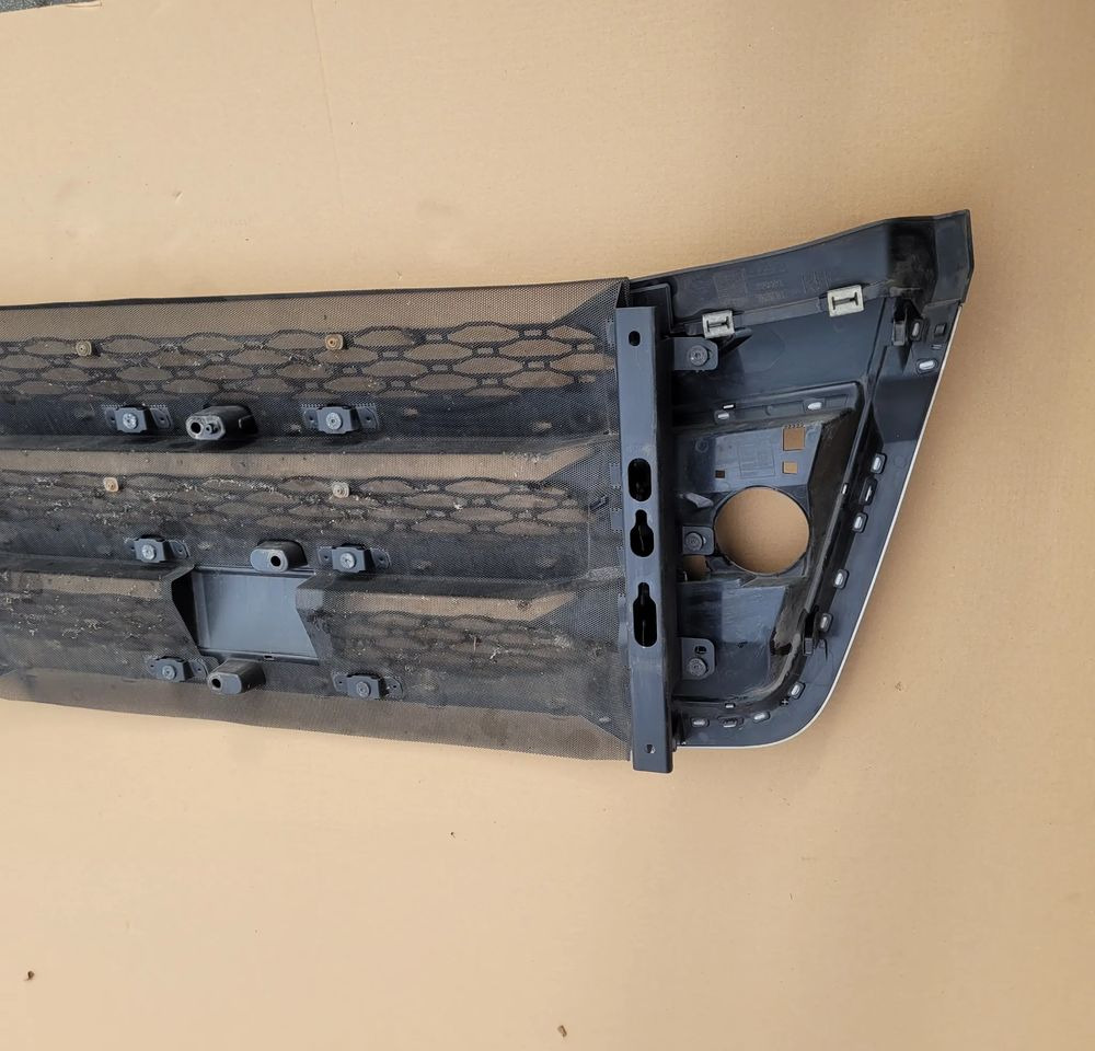 GRILL ATRAPA DAF XG XD XF NM. ORYGINAŁ 2311439 CHWALIM116 - Karoserija i eksterijer za Kamion: slika 4 GRILL ATRAPA DAF XG XD XF NM. ORYGINAŁ 2311439 CHWALIM116 - Karoserija i eksterijer za Kamion: slika 4