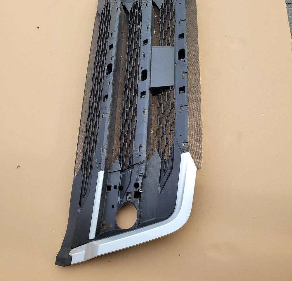GRILL ATRAPA DAF XG XD XF NM. ORYGINAŁ 2311439 CHWALIM116 - Karoserija i eksterijer za Kamion: slika 2 GRILL ATRAPA DAF XG XD XF NM. ORYGINAŁ 2311439 CHWALIM116 - Karoserija i eksterijer za Kamion: slika 2