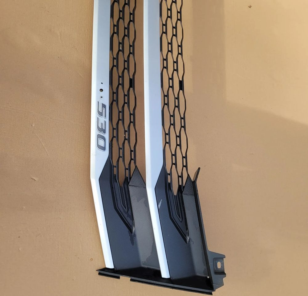 GRILL ATRAPA DAF XG XF ORYGINAŁ . 2250145 CHWALIM116 - Rešetka za Kamion: slika 3 GRILL ATRAPA DAF XG XF ORYGINAŁ . 2250145 CHWALIM116 - Rešetka za Kamion: slika 3