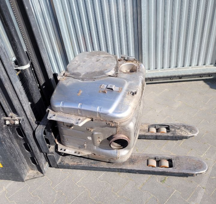 KATALIZATOR DPF SCANIA S NGT 2511867 - Katalizator za Kamion: slika 1 KATALIZATOR DPF SCANIA S NGT 2511867 - Katalizator za Kamion: slika 1