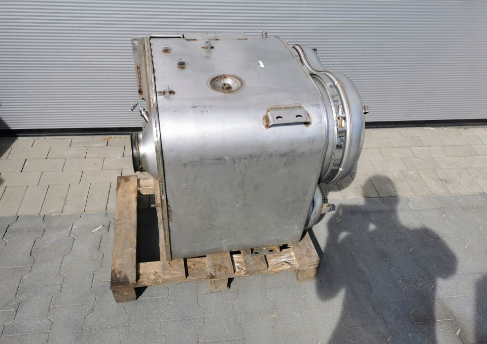 KATALIZATOR MAN TGX E6. BUDOWLANKA 81.15103.6114 - Katalizator za Kamion: slika 1 KATALIZATOR MAN TGX E6. BUDOWLANKA 81.15103.6114 - Katalizator za Kamion: slika 1
