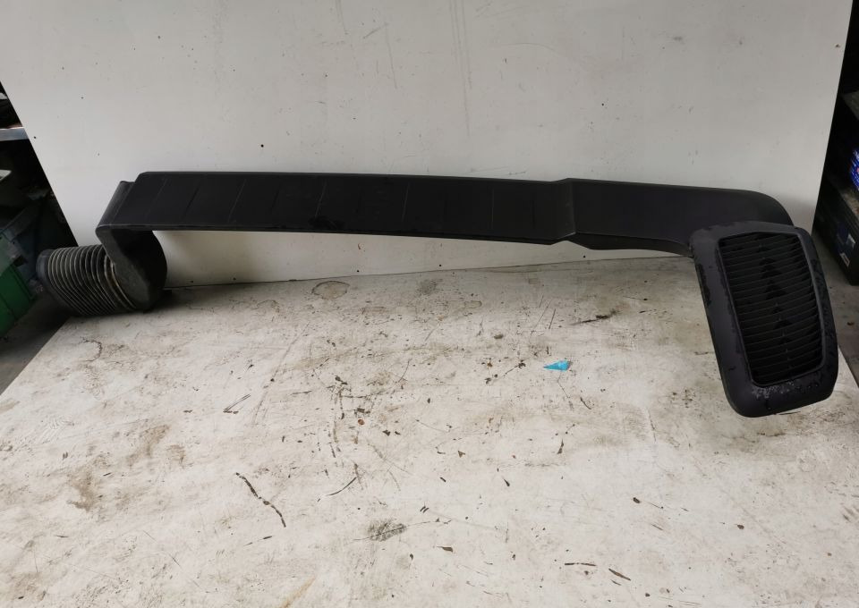 KOMIN MERCEDES ACTROS MP4 GIGA BDF A9605284508/003 - Filter za vazduh za Kamion: slika 1 KOMIN MERCEDES ACTROS MP4 GIGA BDF A9605284508/003 - Filter za vazduh za Kamion: slika 1