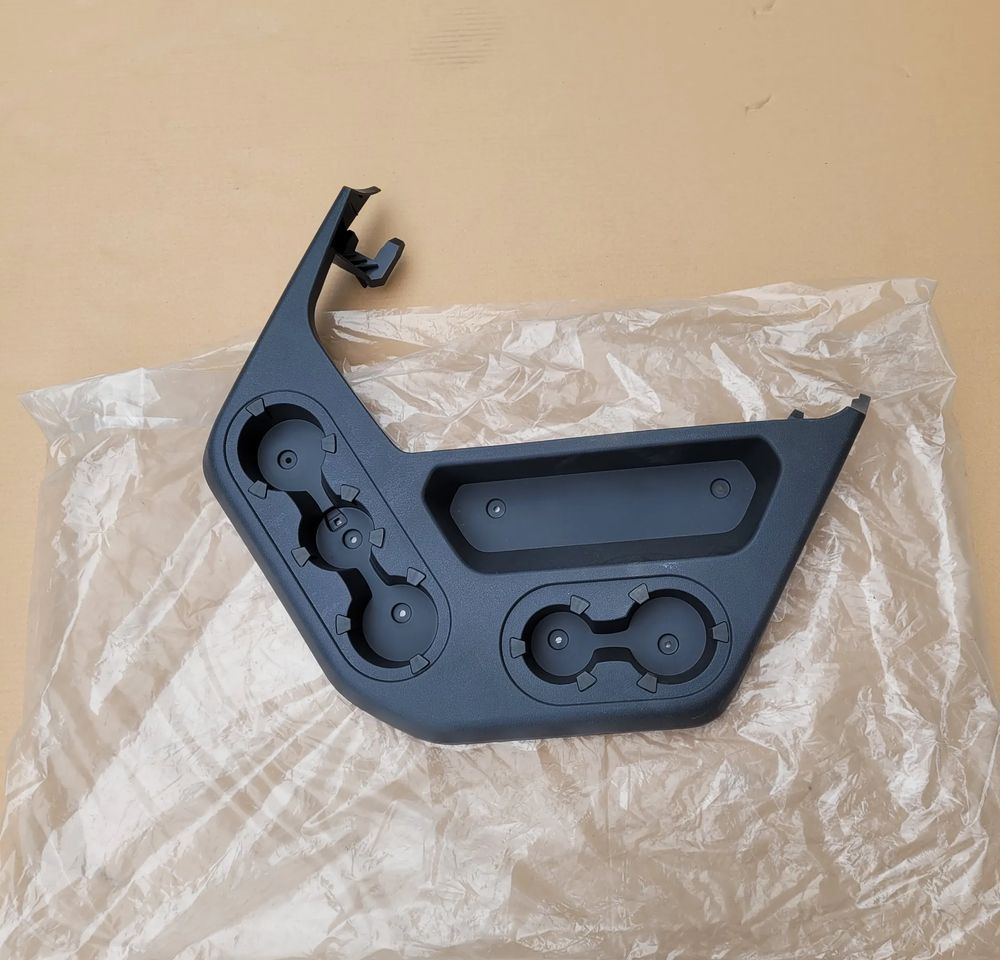 KONSOLA SCHOWRK MERCEDES ACTROS MP4 MP5 NOWY ORYGINAŁ A9606806991/001 CHWALIM116 - Komandna tabla za Kamion: slika 1 KONSOLA SCHOWRK MERCEDES ACTROS MP4 MP5 NOWY ORYGINAŁ A9606806991/001 CHWALIM116 - Komandna tabla za Kamion: slika 1