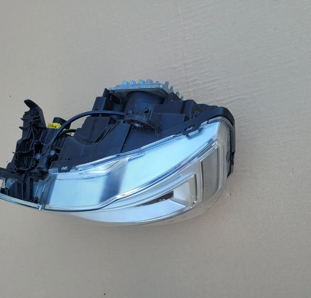 LAMPA LED DAF XF XG ORYGINAŁ 2188985 CHWALIM116 - Karoserija i eksterijer za Kamion: slika 3 LAMPA LED DAF XF XG ORYGINAŁ 2188985 CHWALIM116 - Karoserija i eksterijer za Kamion: slika 3