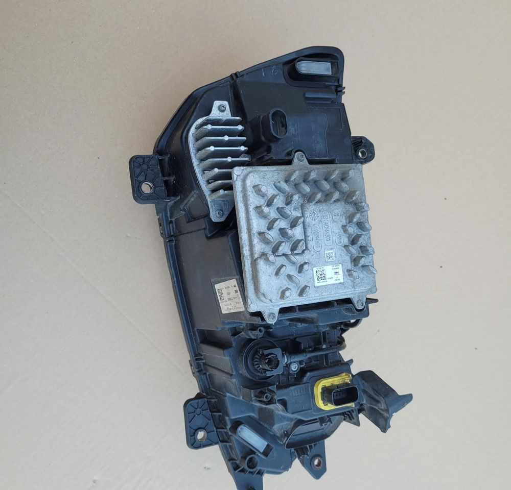LAMPA LED DAF XF XG ORYGINAŁ 2188985 CHWALIM116 - Karoserija i eksterijer za Kamion: slika 2 LAMPA LED DAF XF XG ORYGINAŁ 2188985 CHWALIM116 - Karoserija i eksterijer za Kamion: slika 2
