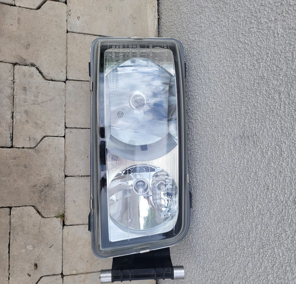 LAMPA MAN TGL E6 PRAWA ORYGINAŁ 81.25101-6638 - Svetla/ Osvetljenje za Kamion: slika 1 LAMPA MAN TGL E6 PRAWA ORYGINAŁ 81.25101-6638 - Svetla/ Osvetljenje za Kamion: slika 1