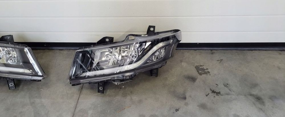 LAMPY IVECO S WAY KOMPLET ORYGINAŁ - Prednja svetla: slika 2 LAMPY IVECO S WAY KOMPLET ORYGINAŁ - Prednja svetla: slika 2
