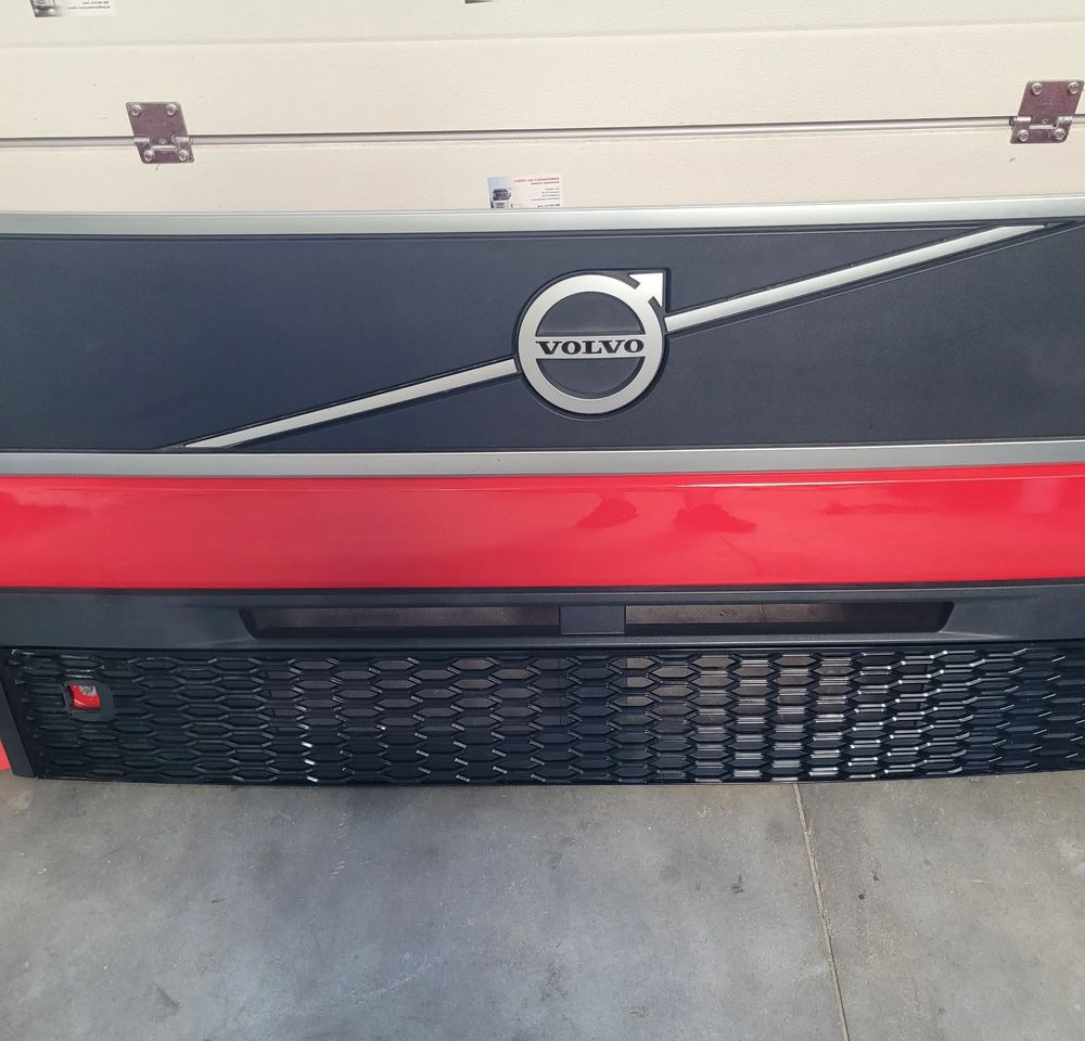 MASKA ATRAPA VOLVO FH5 FH4 LIFT ALU NM.ORYGINAŁ CHWALIM116 - Hauba za Kamion: slika 4 MASKA ATRAPA VOLVO FH5 FH4 LIFT ALU NM.ORYGINAŁ CHWALIM116 - Hauba za Kamion: slika 4